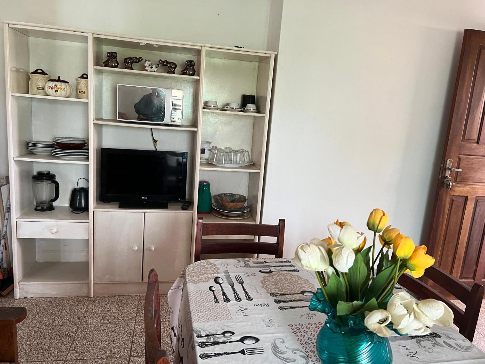 Aptos Familia Com Ar Condicionado Ubatuba Praia Pereque Acu エクステリア 写真