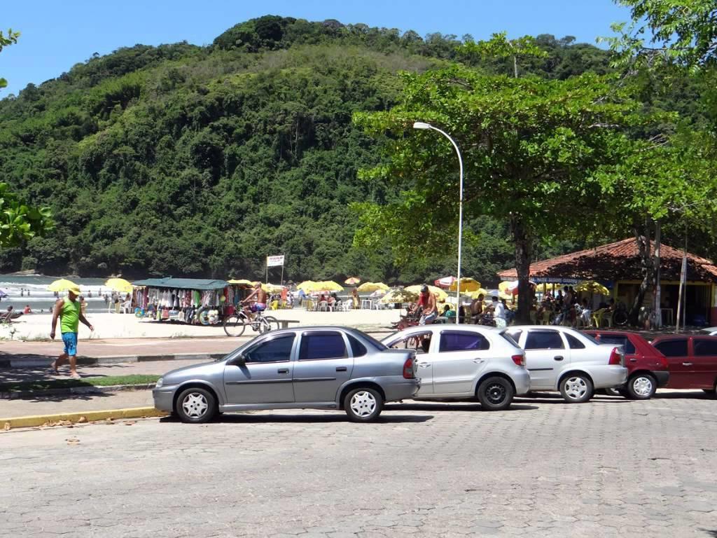 Aptos Familia Com Ar Condicionado Ubatuba Praia Pereque Acu エクステリア 写真